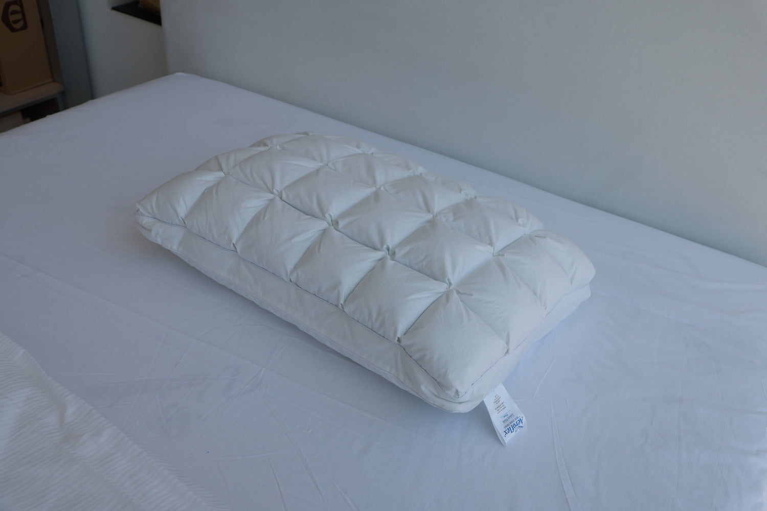 Guide to microfibre pillow in Cyprus.