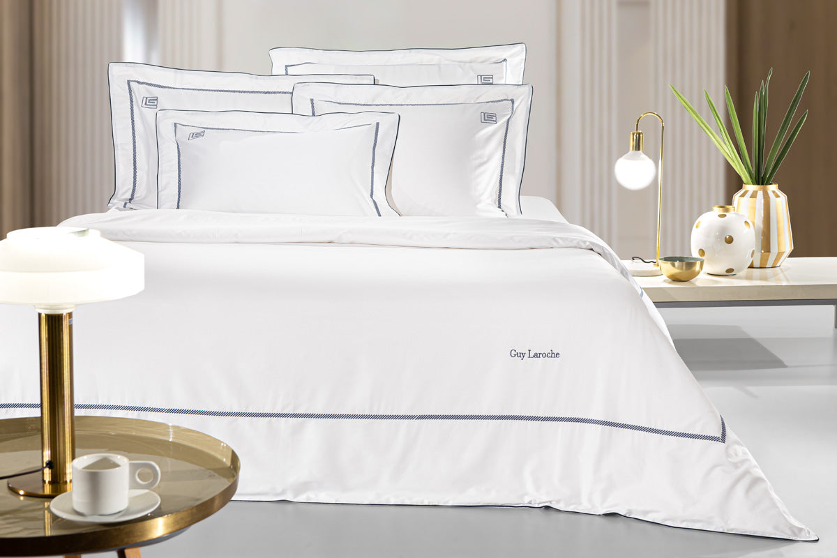 Quilt Cover Elite White/Marine 240X250