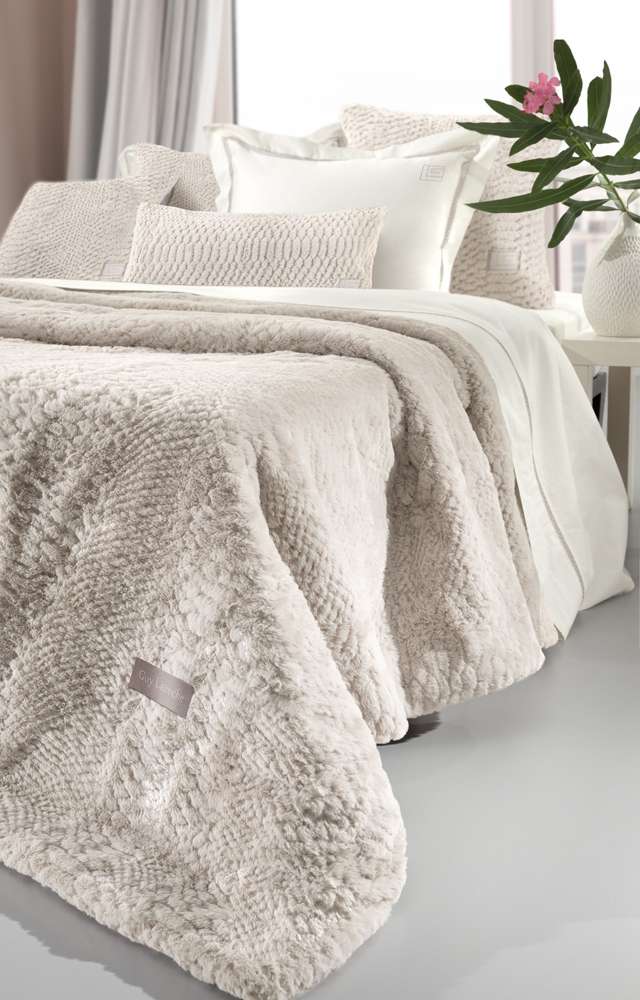 Blanket Crusty Ivory 220X240