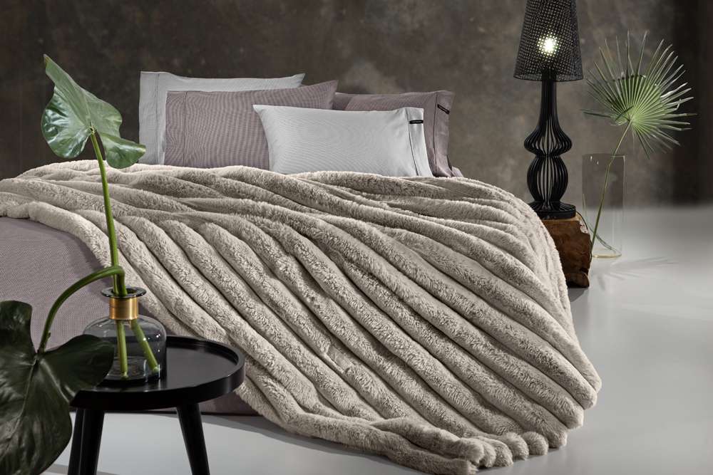 Blanket St.Moritz Mink 240X260