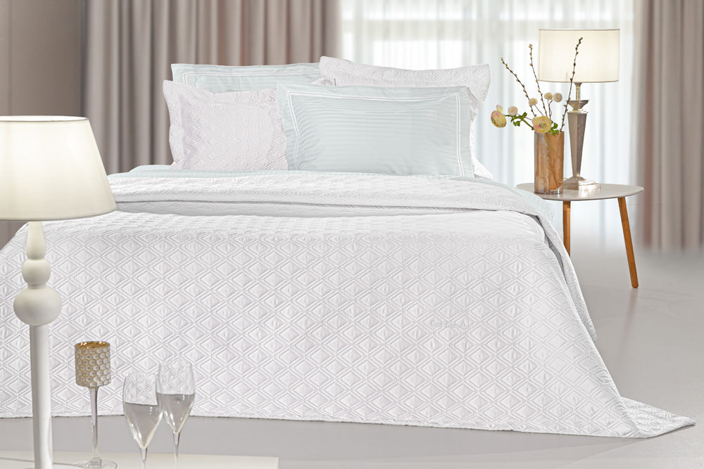 Bedspread Honour White 240X250