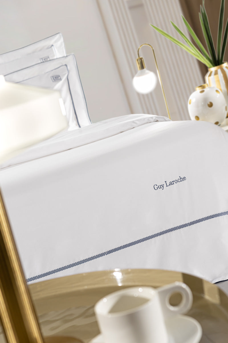 Quilt Cover Elite White/Marine 240X250