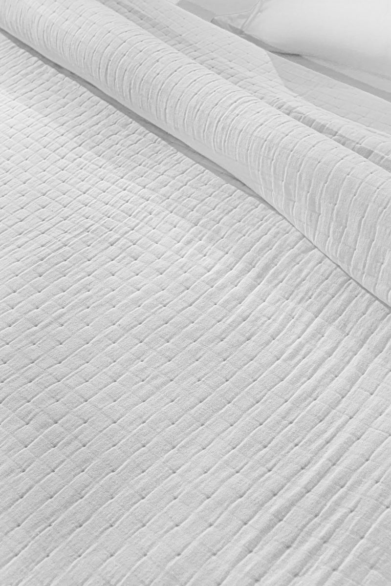 Bedspread Must White 250X270